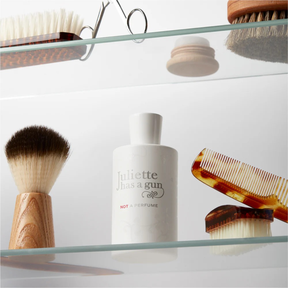 Minimalist Not A Perfume Cetal - Perfume Fragrance Base recensione e prezzo