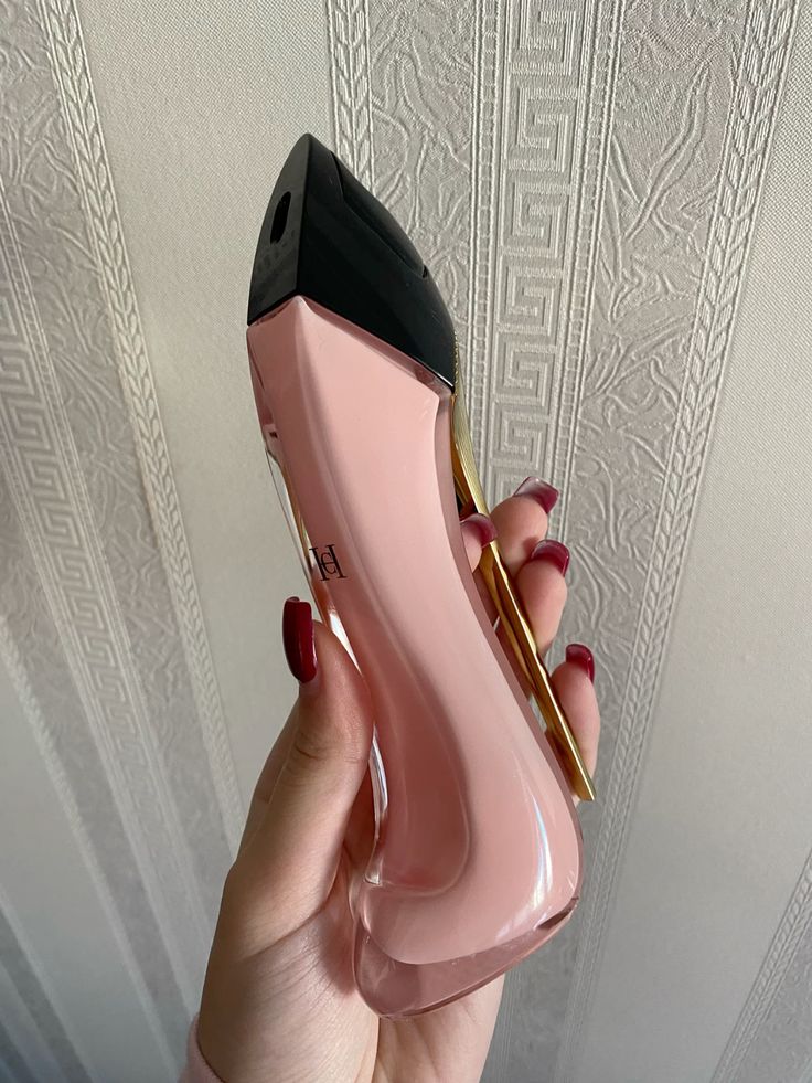 Carolina Herrera Good Girl Blu - Perfume Fragrance For Girls recensione e prezzo