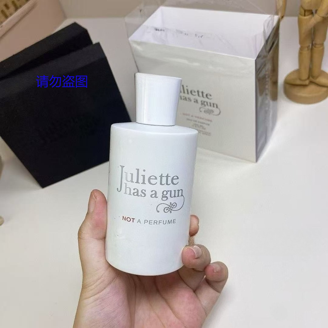 Top Luxury 100ml Eau De Parfum - Perfume Floral Fragrance recensione e prezzo